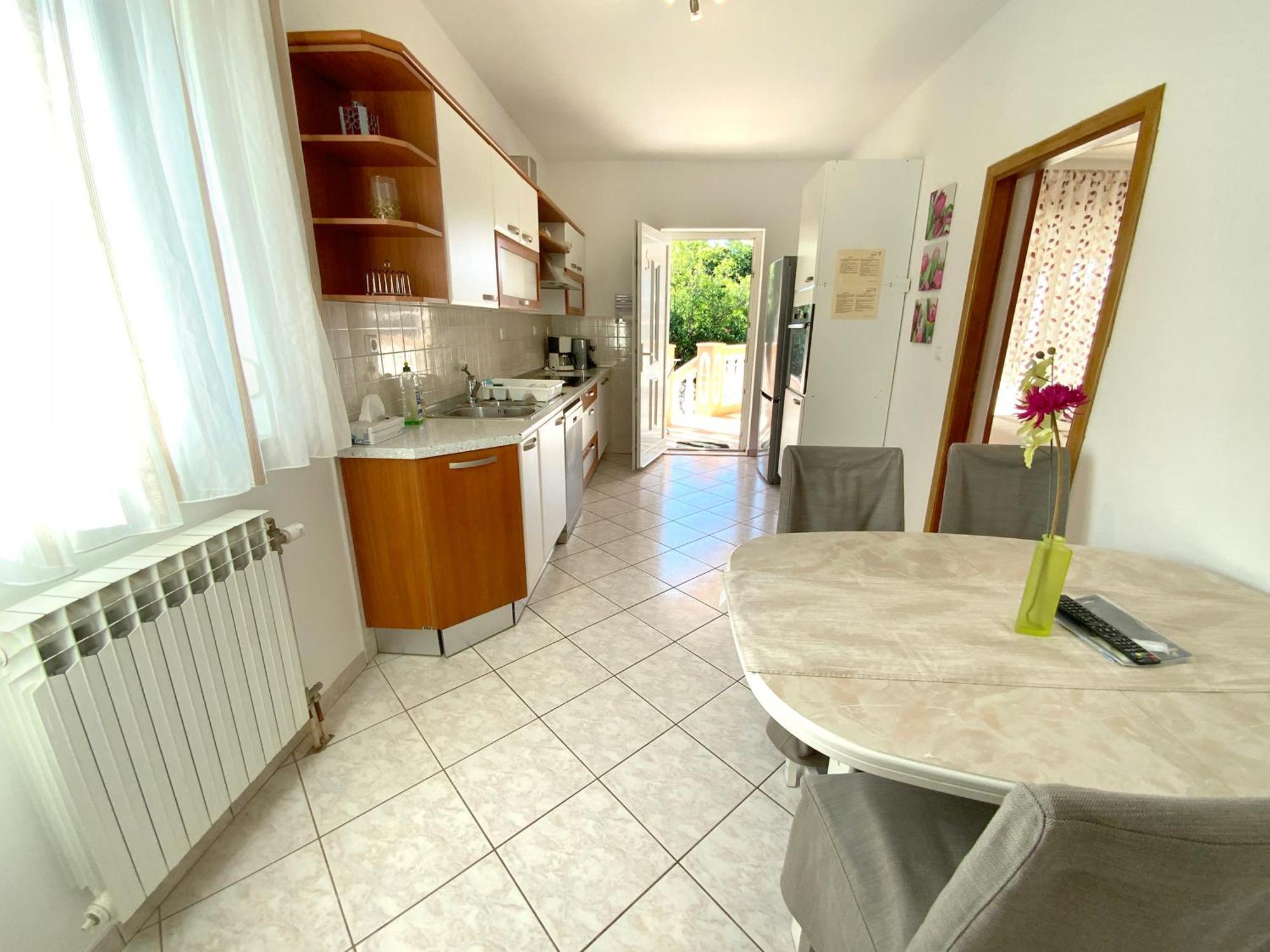 Olive House Apartment Simuni Luaran gambar